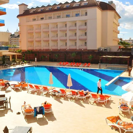 Orange Palace מלון