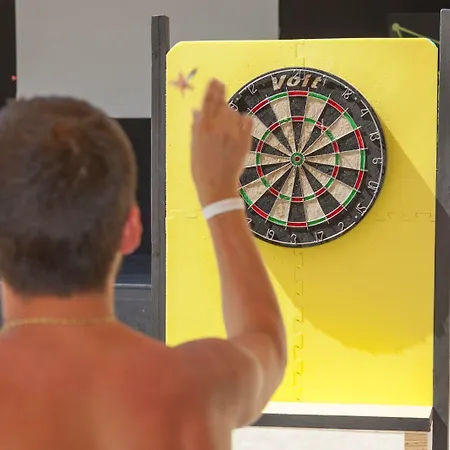 מלון Orange Palace