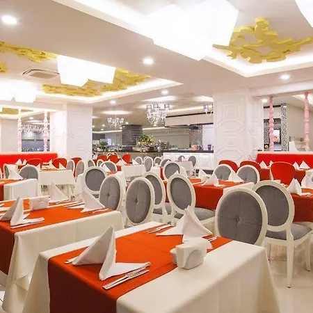 Hotel Orange Palace 5*