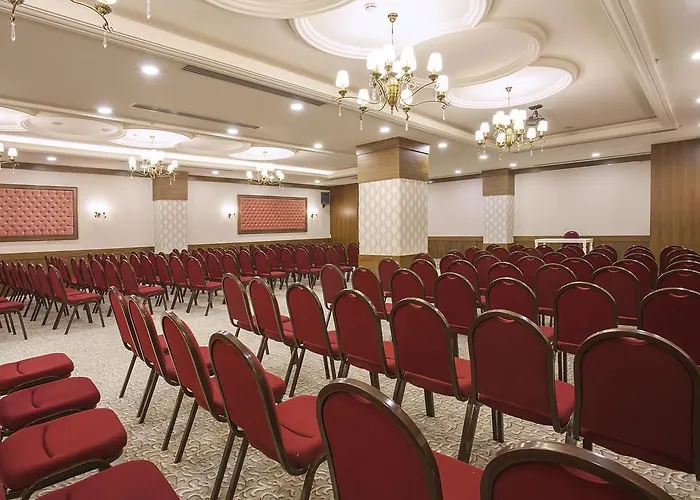 Orange Palace Hotell 5*