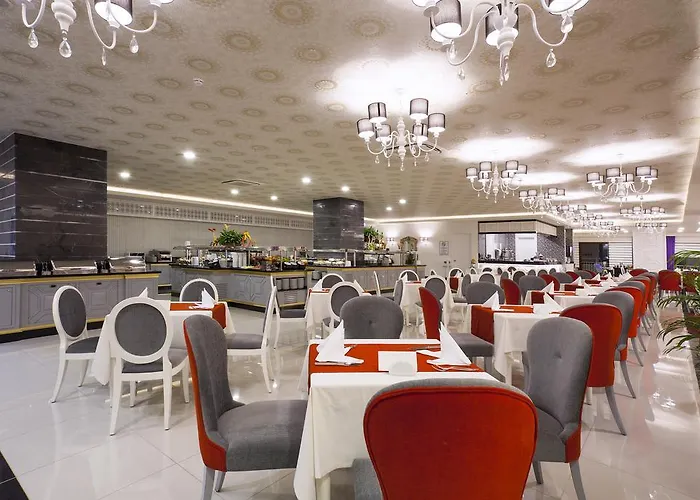 Orange Palace Hotell Side