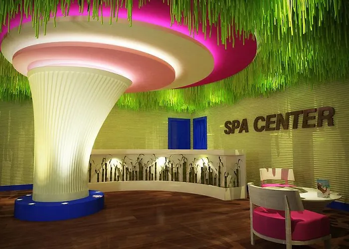 Orange Palace Hotell Side