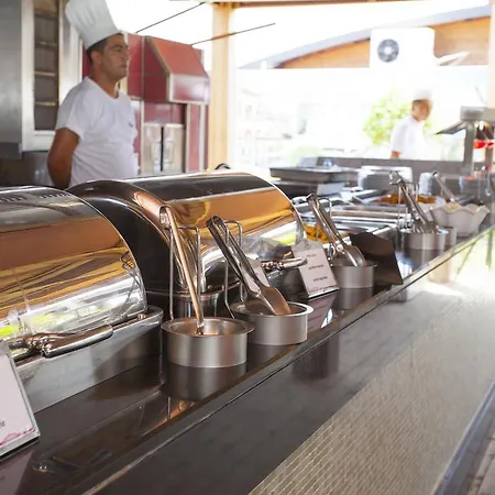 Hotel Orange Palace 5*