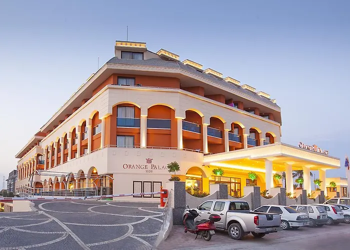 Orange Palace 5* Side